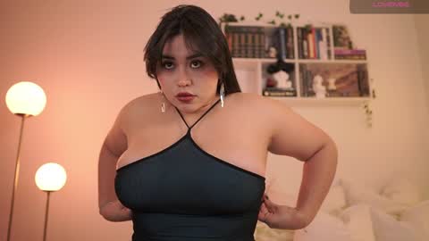 IG thickemmsss online show from January 11, 2025, 6:12 pm