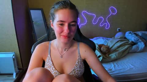Emily online show from May 6, 2026, 10:09 am