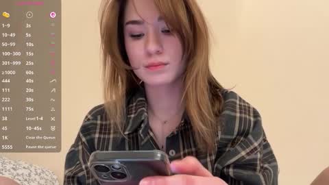 Nadya online show from December 3, 2025, 11:19 am