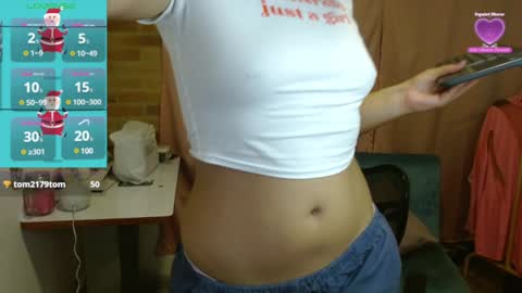 Snapshot of emitaa17228 chatting on December 15, 2024, 10:47 pm emma online show from December 15, 2024, 10:47 pm