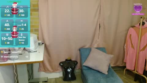 Snapshot of emitaa17228 chatting on December 17, 2024, 12:12 am emma online show from December 17, 2024, 12:12 am