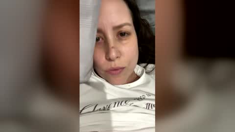 emiweb online show from December 5, 2025, 4:36 pm