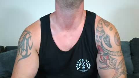 emk3mt3 online show from July 13, 2026, 8:11 pm
