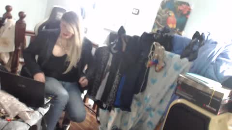 emma online show from March 3, 2025, 6:26 am