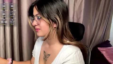Emma Is here online show from October 9, 2025, 2:04 pm