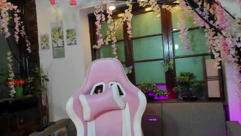 emma_ayala online show from January 12, 2026, 7:08 pm