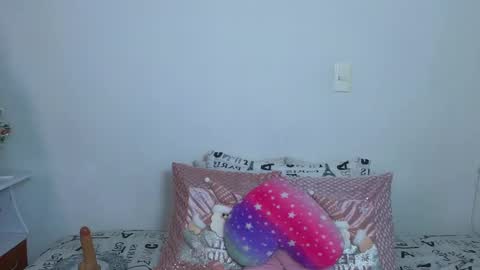 Emma Blue  modelo independiente online show from December 5, 2024, 3:15 am