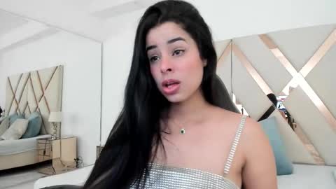 Snapshot of emma_castilloo chatting on February 16, 2026, 6:26 pm Emma Castillo online show from February 16, 2026, 6:26 pm