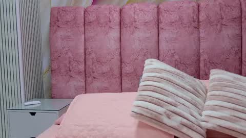 Emma online show from April 14, 2026, 3:01 am