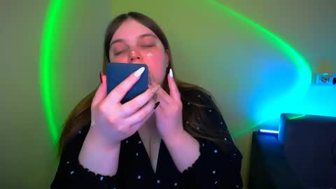 Eva online show from September 15, 2025, 11:32 am