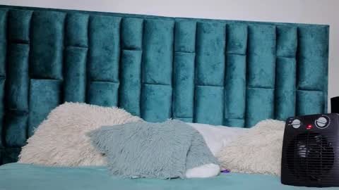 Emma online show from February 5, 2026, 8:24 pm