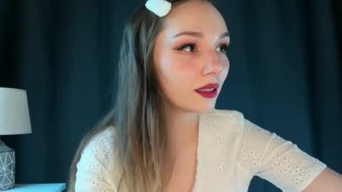 emma_groot online show from October 1, 2025, 10:54 am