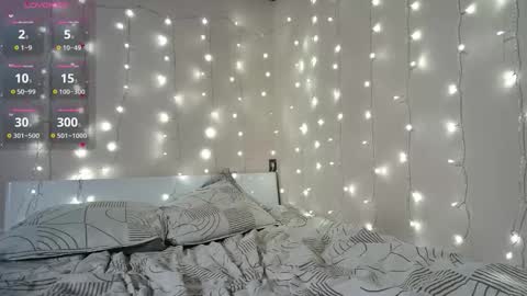 Snapshot of emma_just chatting on February 11, 2026, 8:30 am emma_just online show from February 11, 2026, 8:30 am