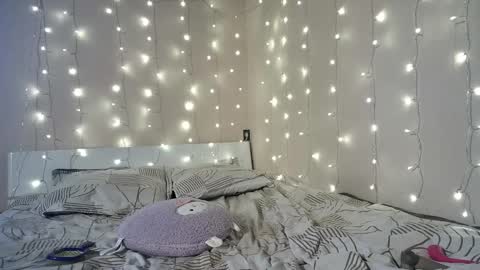 Snapshot of emma_just chatting on February 24, 2026, 8:23 am emma_just online show from February 24, 2026, 8:23 am