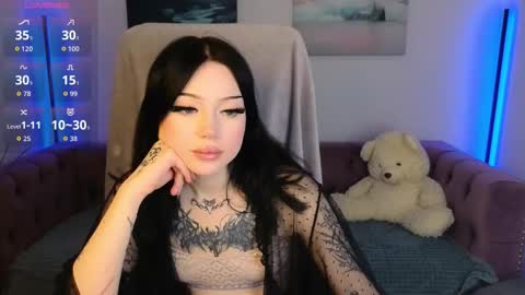 emma_kirks online show from January 13, 2026, 3:28 pm