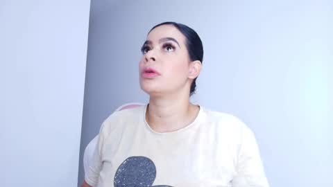 emma online show from November 7, 2025, 11:54 am