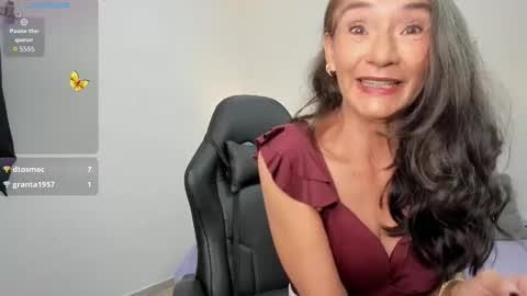 Snapshot of emma_mendoza chatting on November 15, 2025, 12:13 pm Emma online show from November 15, 2025, 12:13 pm