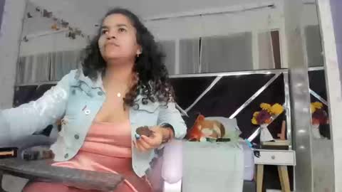 EMMA online show from October 18, 2025, 2:29 pm