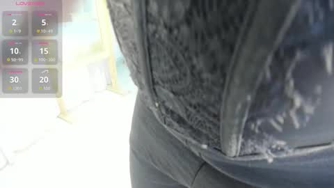 Emma Morgann online show from October 1, 2025, 12:00 pm