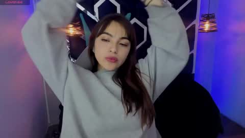 emma_ramone online show from May 26, 2026, 12:56 pm