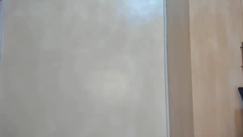 emma_remi online show from January 25, 2025, 4:03 pm
