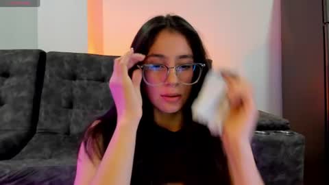 Emma online show from July 17, 2026, 2:29 am