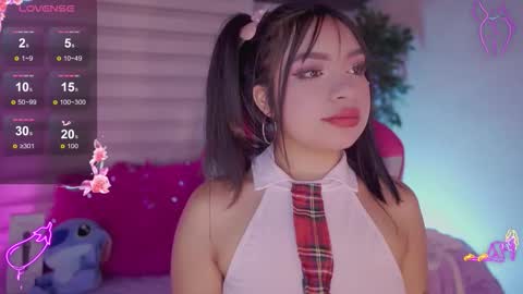 EMMA  online show from October 2, 2025, 5:42 pm