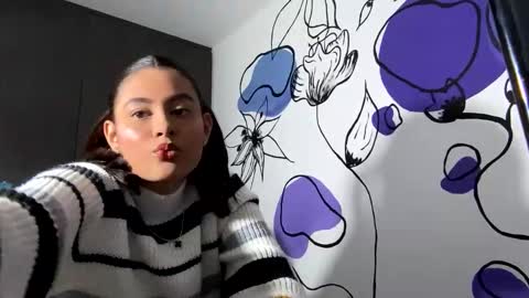 Snapshot of emma_thompson1 chatting on March 17, 2026, 6:55 pm Emma online show from March 17, 2026, 6:55 pm