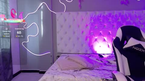 emma_visconti online show from November 5, 2025, 12:05 pm