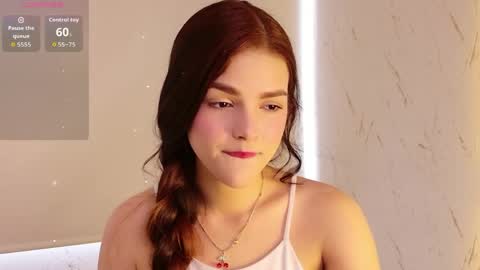 emma_wattsoon online show from April 15, 2026, 3:19 pm