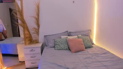 Snapshot of emma_woods__ chatting on November 28, 2025, 1:47 pm emma_woods__ online show from November 28, 2025, 1:47 pm