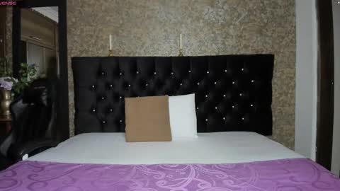 Emma online show from March 11, 2025, 1:48 am