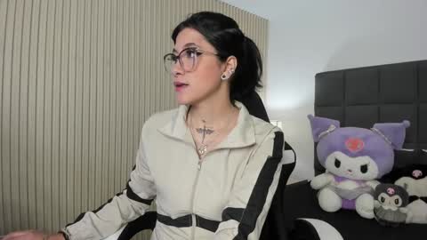 Snapshot of emmaa_blaack chatting on January 29, 2025, 12:13 pm E M M A A online show from January 29, 2025, 12:13 pm