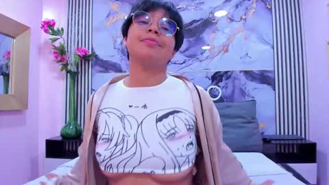 Emma  online show from September 30, 2025, 2:49 am