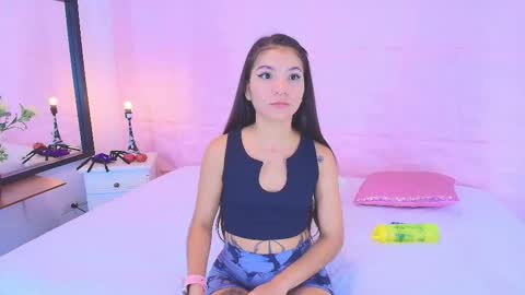 Emma  online show from October 22, 2025, 8:08 pm