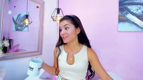 Emma  online show from November 21, 2025, 8:18 pm