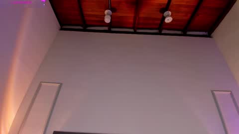 Snapshot of emmabecket2 chatting on February 19, 2025, 7:17 am emma becket online show from February 19, 2025, 7:17 am