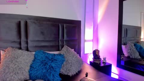 Snapshot of emmabecket2 chatting on February 25, 2025, 3:42 am emma becket online show from February 25, 2025, 3:42 am