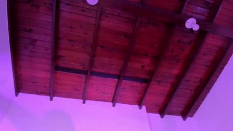 emma becket online show from March 4, 2026, 12:11 pm