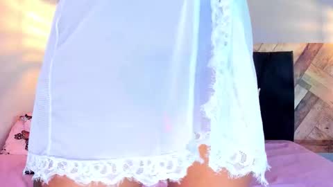 Snapshot of emmabrantt chatting on February 1, 2026, 2:10 am Emma Brant online show from February 1, 2026, 2:10 am