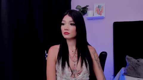 Emma  online show from November 28, 2025, 11:07 pm