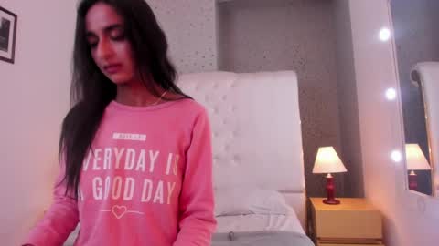 Snapshot of emmacame chatting on May 29, 2026, 11:36 pm Emma Came online show from May 29, 2026, 11:36 pm