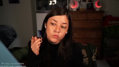 Snapshot of emmachoice chatting on October 25, 2025, 7:19 pm emmachoice online show from October 25, 2025, 7:19 pm