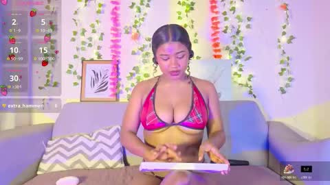 Emma online show from November 30, 2025, 2:10 pm