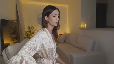 Emma voger online show from November 28, 2025, 1:52 am