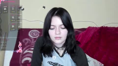 Snapshot of emmadarkk chatting on December 19, 2025, 8:38 pm Emma online show from December 19, 2025, 8:38 pm