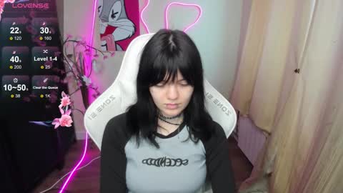 Snapshot of emmadarkk chatting on February 18, 2026, 4:30 am Emma online show from February 18, 2026, 4:30 am