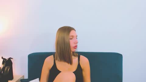 emmadesire online show from December 22, 2025, 7:00 pm