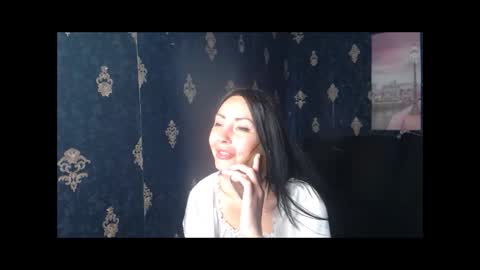 EmmaGoldX online show from June 3, 2026, 8:39 am