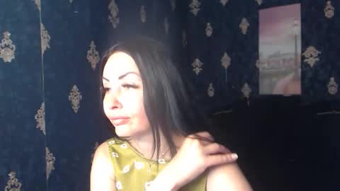 EmmaGoldX online show from June 10, 2026, 7:07 am